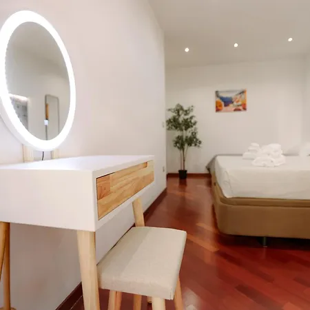 Domus Gallery Apartament Neapol