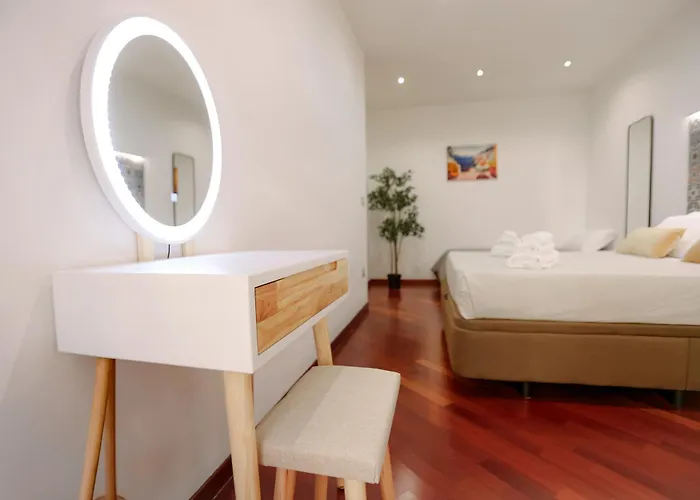 Domus Gallery Apartment Naples